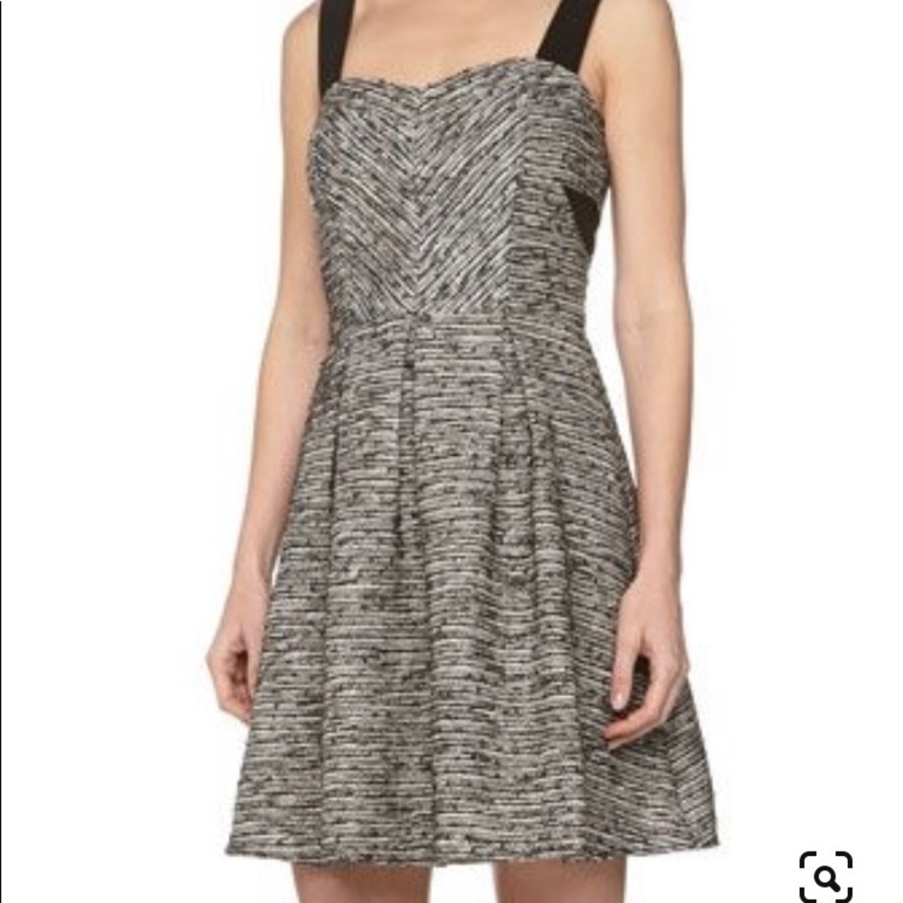 NWOT-FABLE-TWEED SWEETHEART FIT AND FLARE